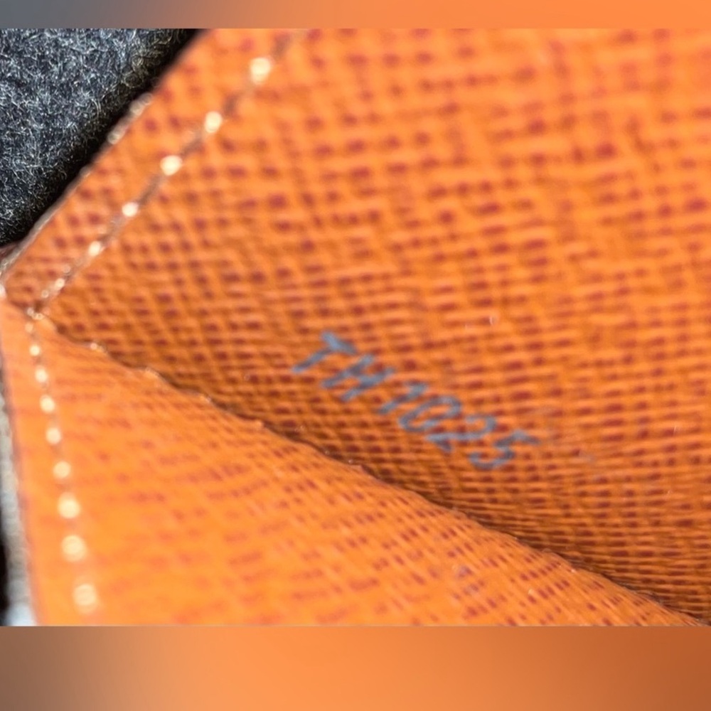 ✅AUTHENTIC LOUIS VUITTON ACCORDION STYLE - Picture 9 of 15